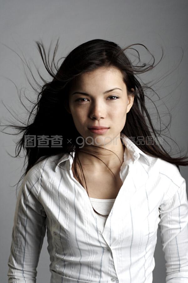 伊人tv直播平台 动漫